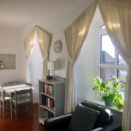 Marymount Apartment